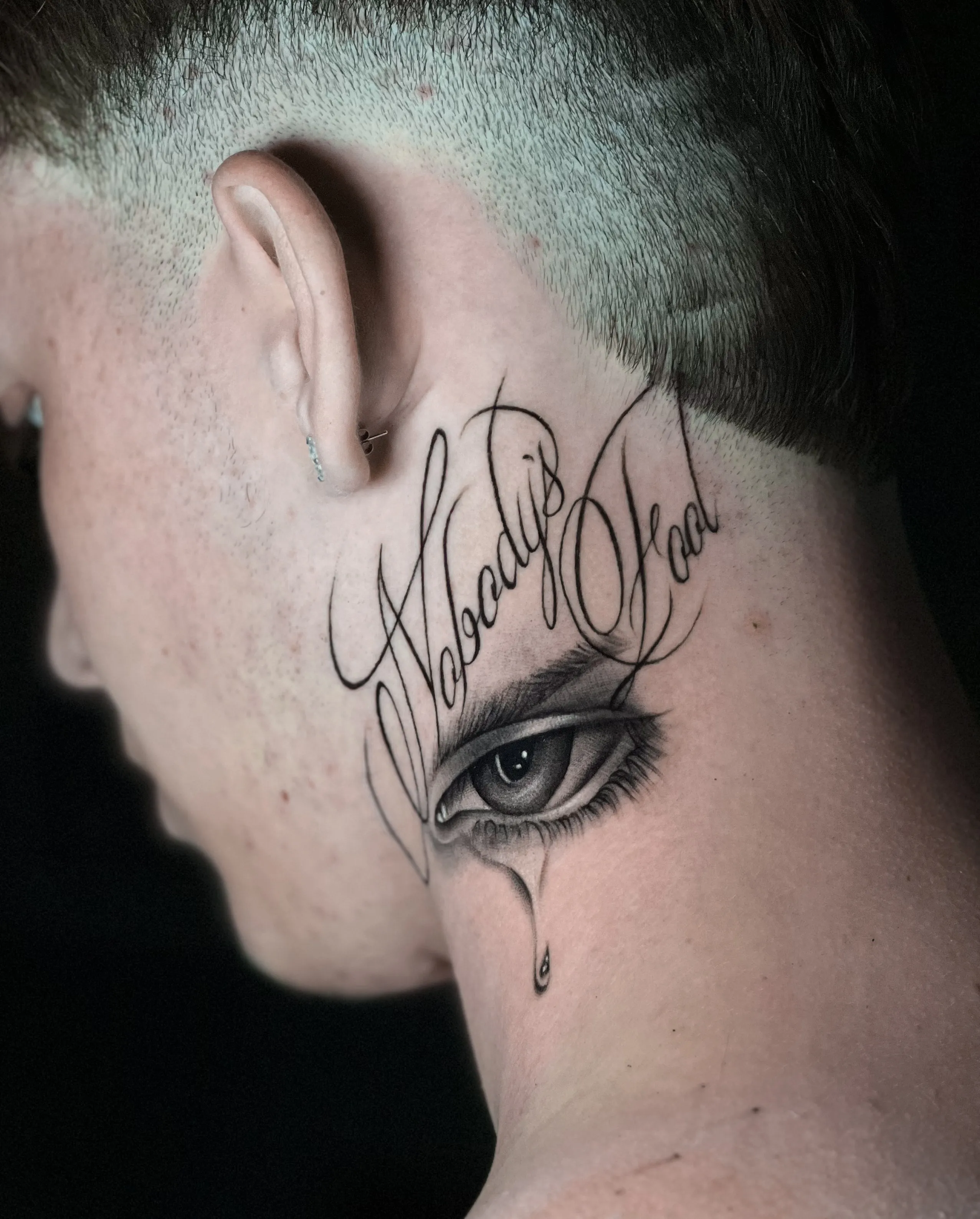 Micro Realism - Fine Line