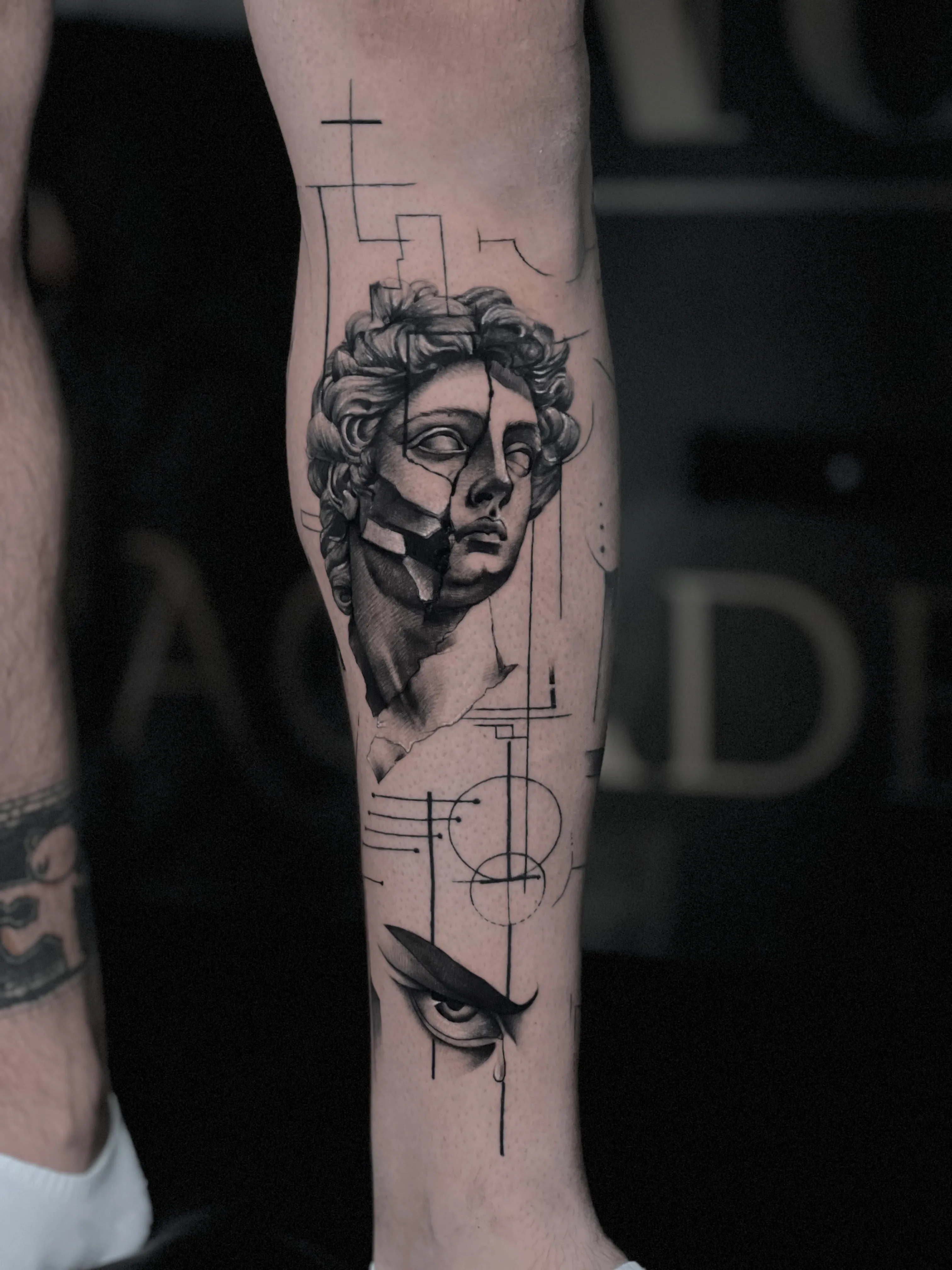 Micro Realism - Fine Line